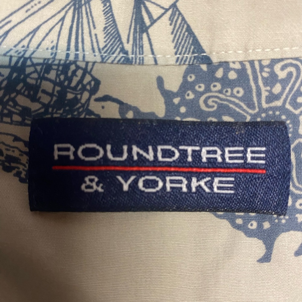 Roundtree and Yorke Short Sleeve BU Shirt with Sail Ships Print Men’s Large - Picture 3 of 4